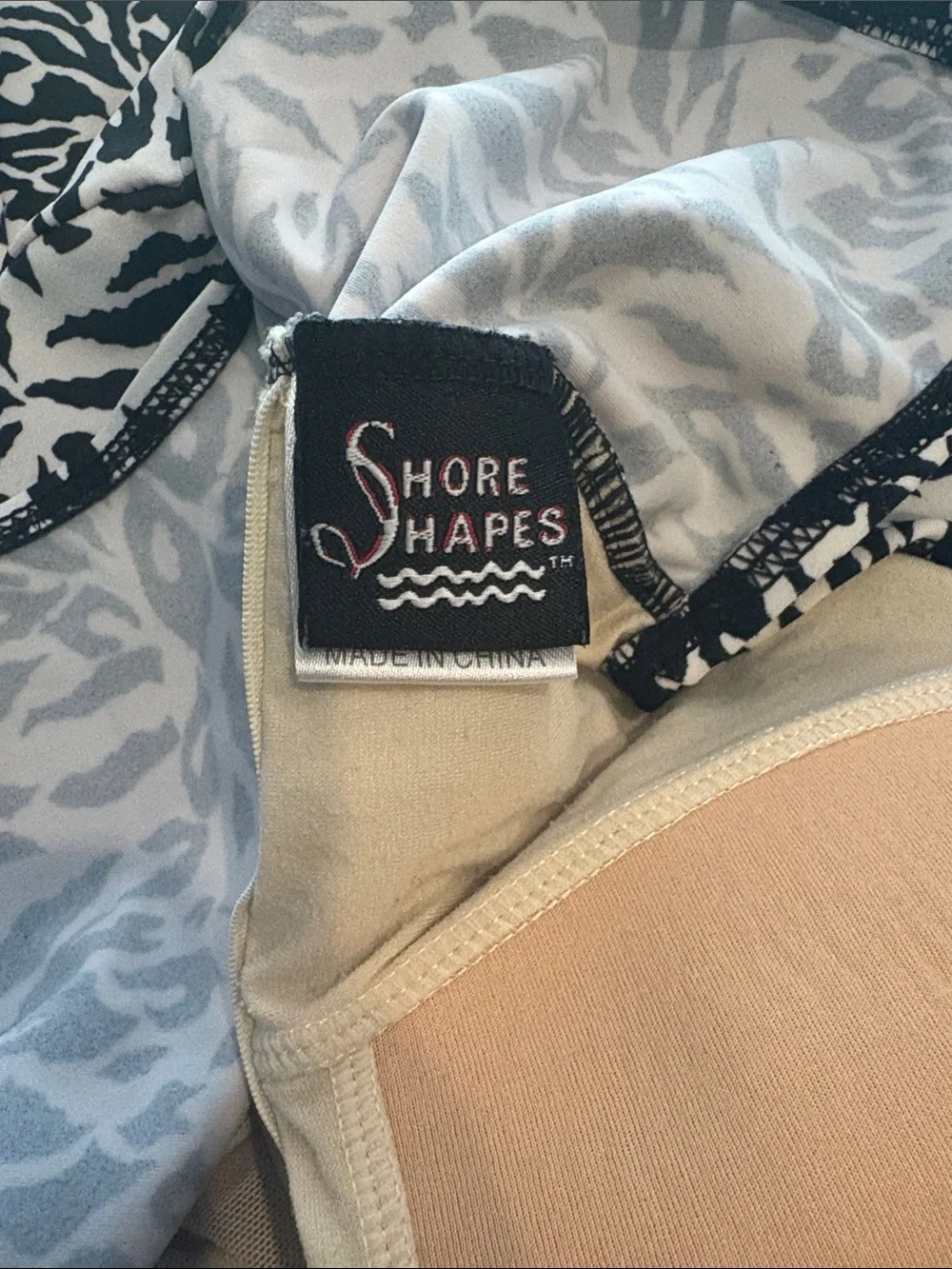 Shore Shapes Black & White Floral Leaf Print Bathing Suit